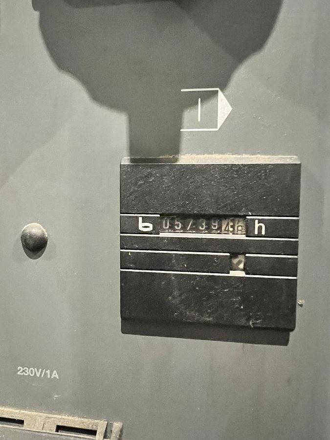 Used DECKEL MAHO DMU 200 P