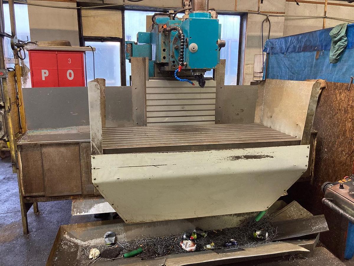 Used TOS FNG 63 CNC