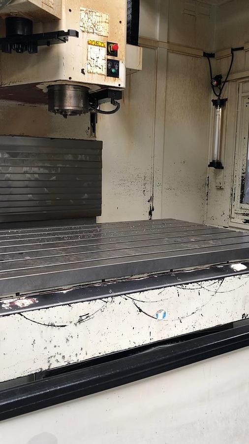 Gebraucht HURCO VMX 64