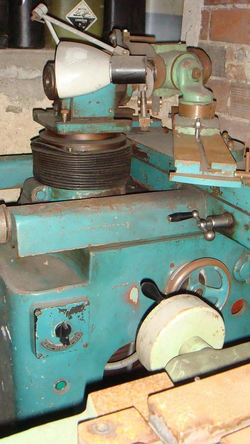 Gebraucht Werkzeugschleifmaschine BN 102