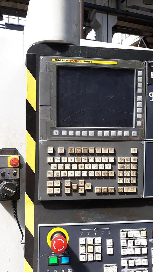 Used DOOSAN DNM 5700