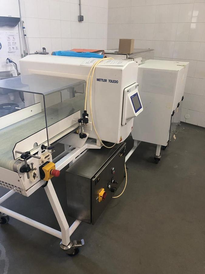 Used Mettler Toledo Metal detector