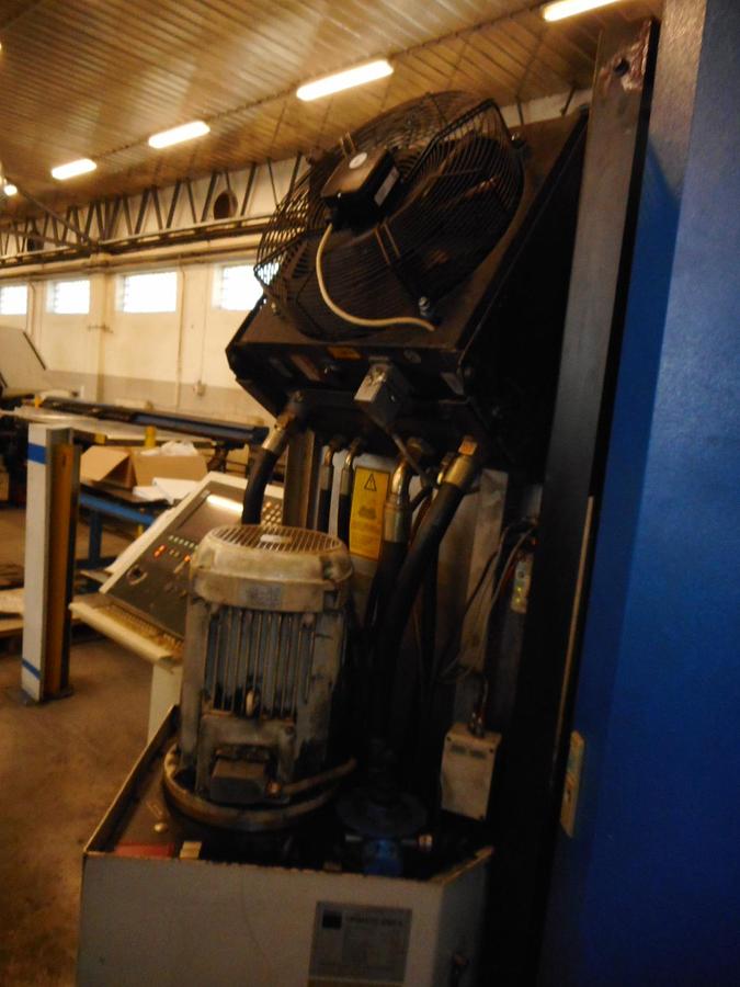 Použitý TRUMPF Trumatic 2000 R