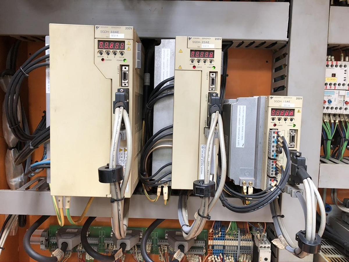 Gebraucht HURCO VMX 42