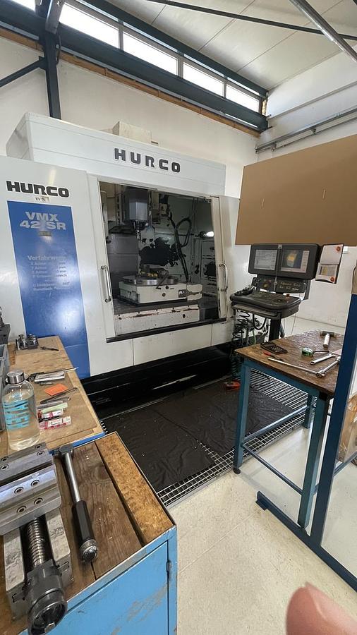 Used Hurco VMX 42 SR