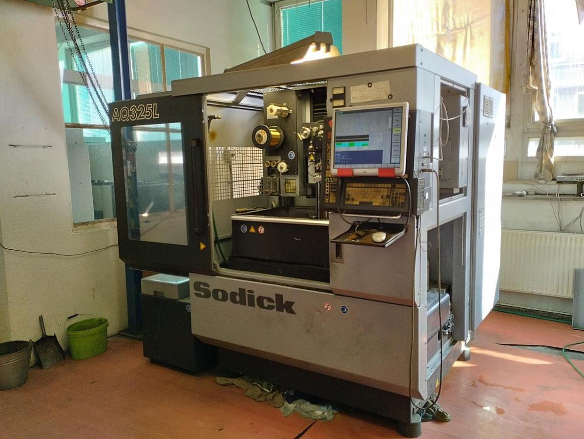 Used Sodick AQ 325 L