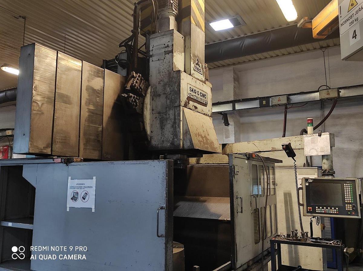 Used TOS SKQ 8 CNC
