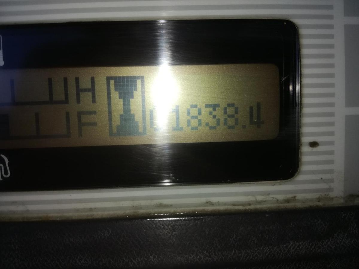 Used NISSAN Y1D2A25Q