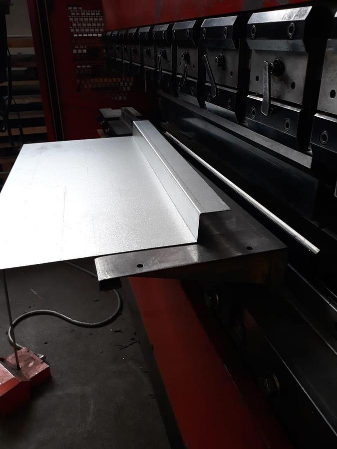 Použitý AMADA HFE 170-3