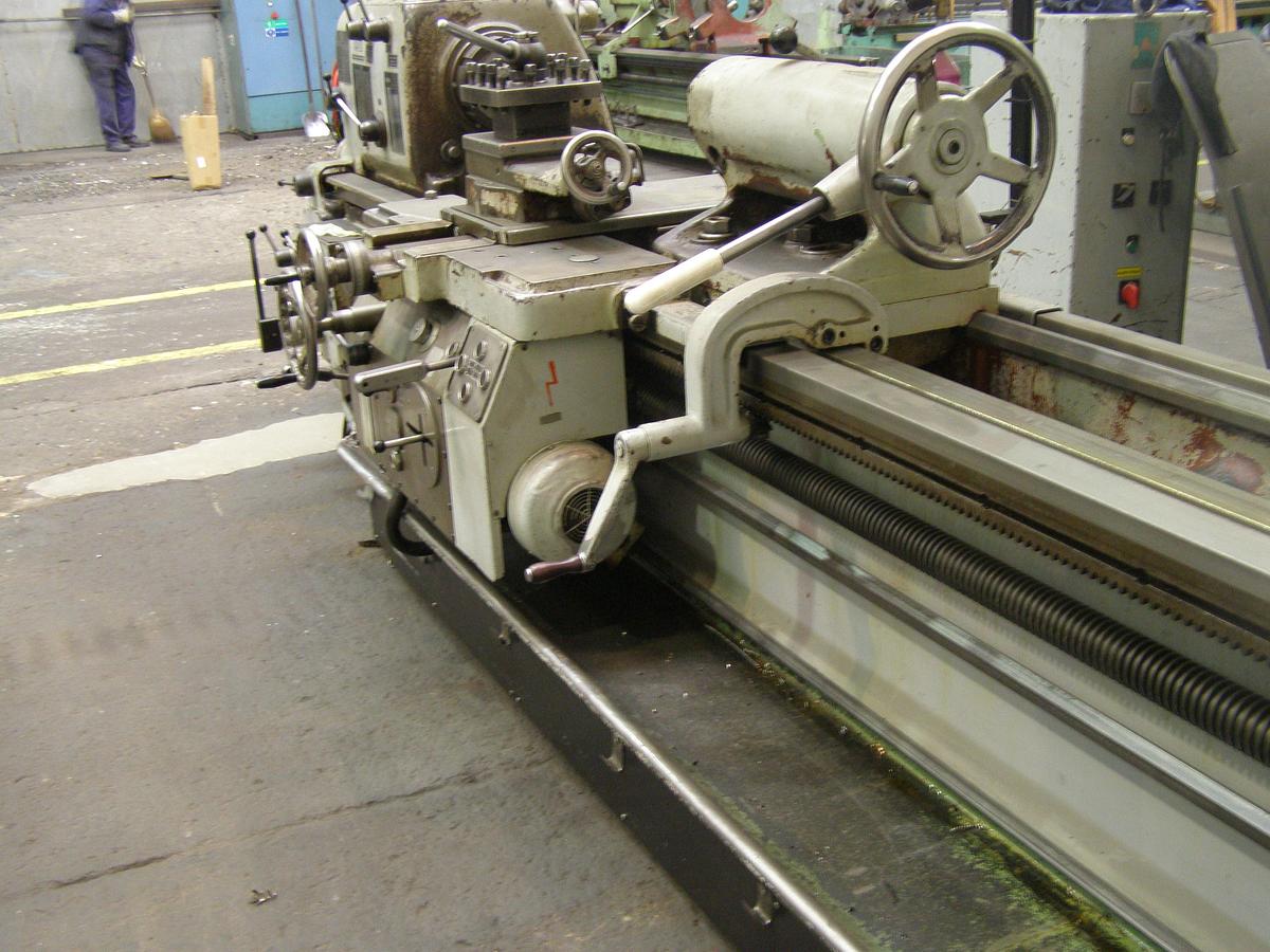 Used Centre lathe SU63A