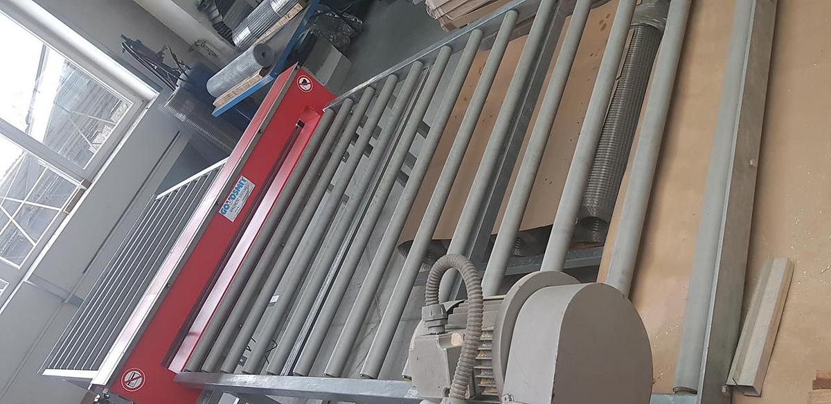 Použitý GOUDSMIT Demagnetizační tunel