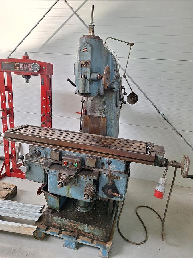 Used TOS FA 3V