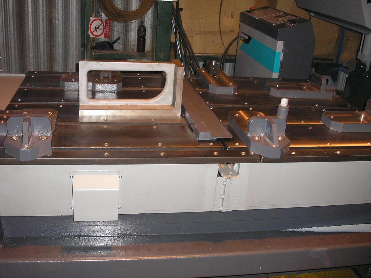 Used PEGAS 850 x 1000 GOLEM