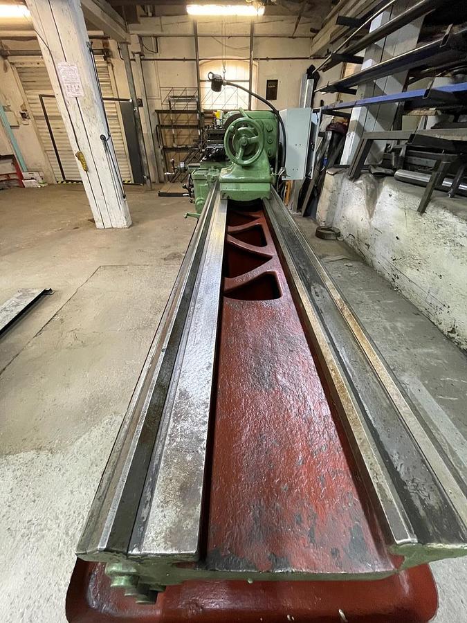 Used VDF Centre Lathe