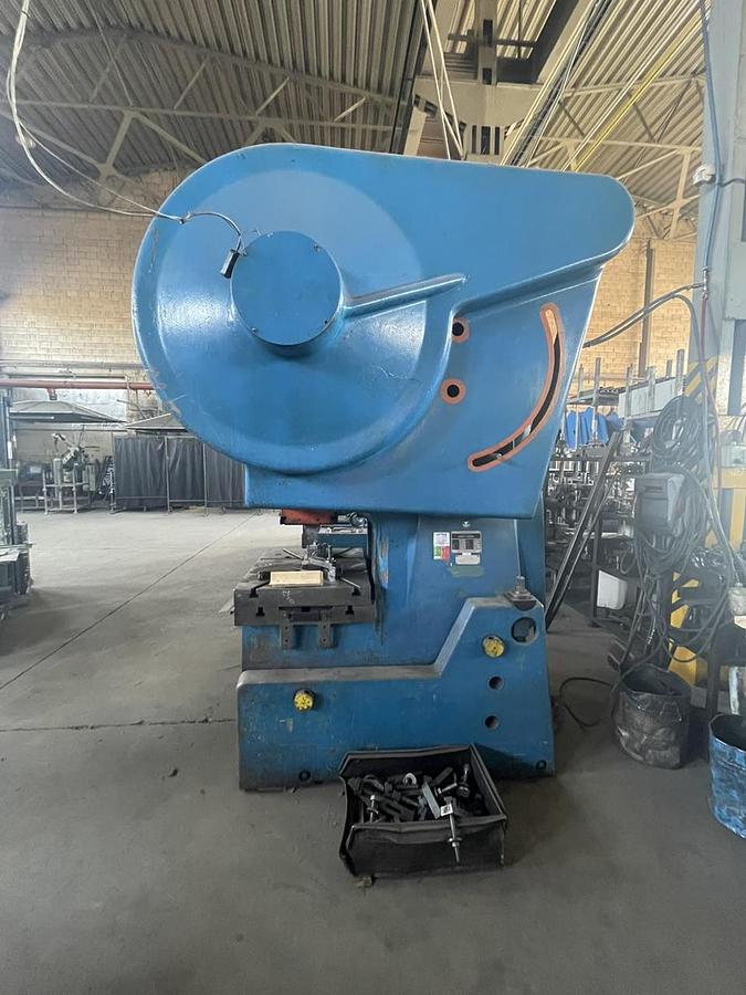 Used SMERAL LEN 63 C