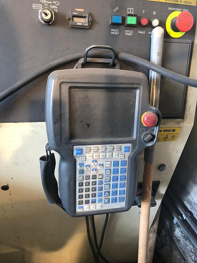 Použitý Fanuc ARC Mate 100iB
