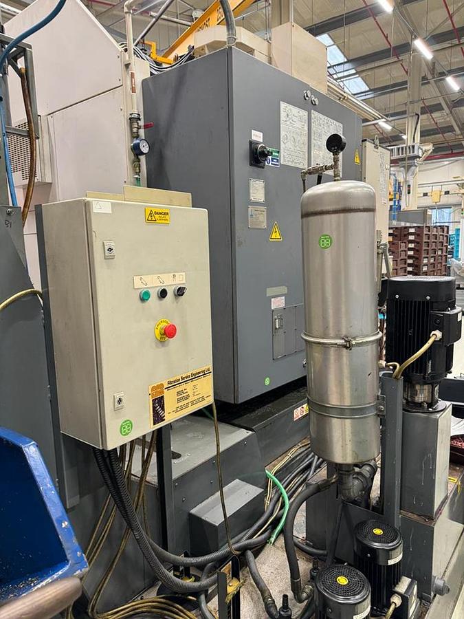Used OKUMA MU 400 VA
