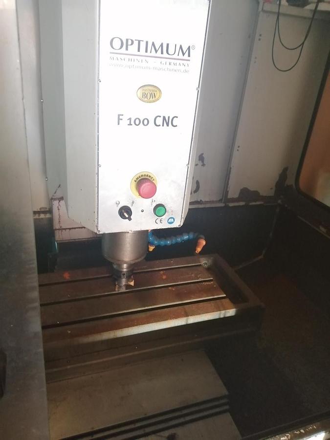 Použitý OPTIMUM F 100 CNC