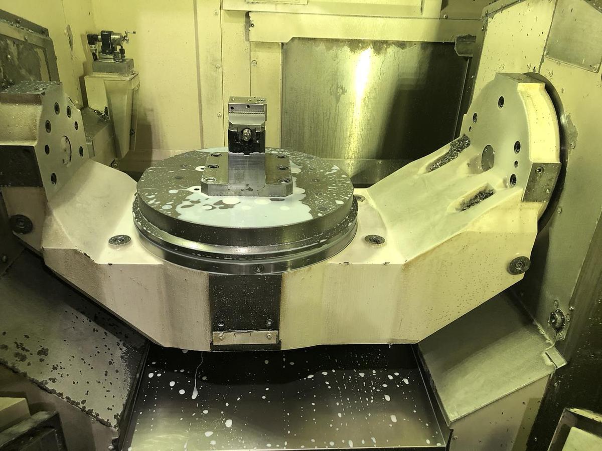 Použitý OKUMA MU-5000V-L