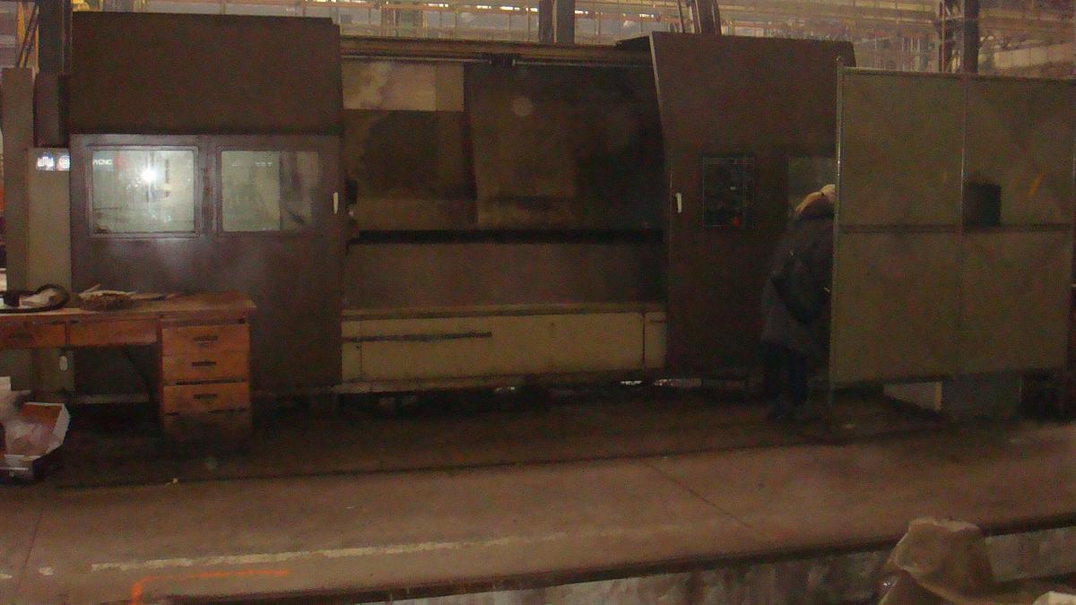 Použitý VEB Werkzeugmaschinen Berlin DFS 4/2500 CNC