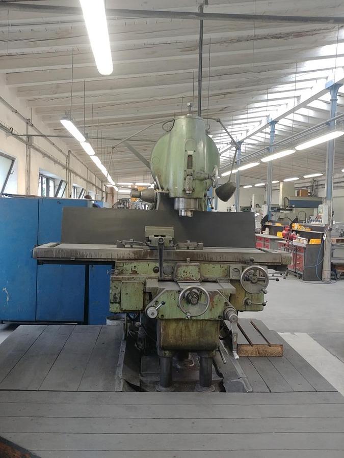 Used TOS FA 5 A-V