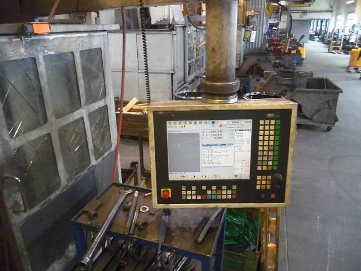 Used TOS SKQ 8 CNC