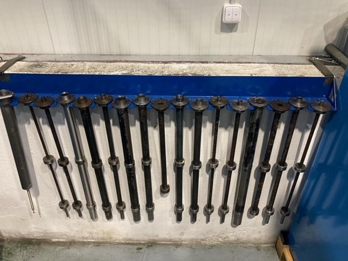 Použitý OKUMA MULTUS B200-W