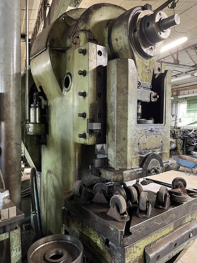 Used Šmeral LE 160