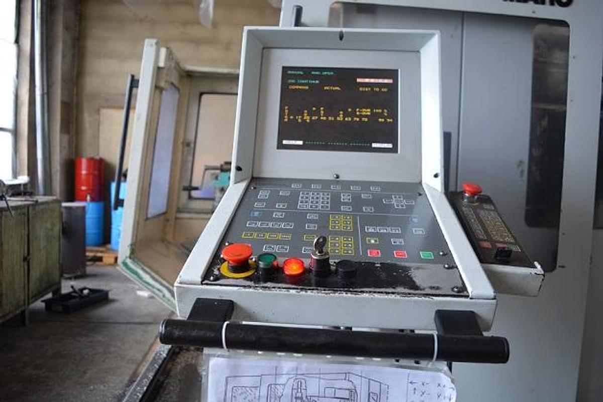 Used MAHO MH 600 E
