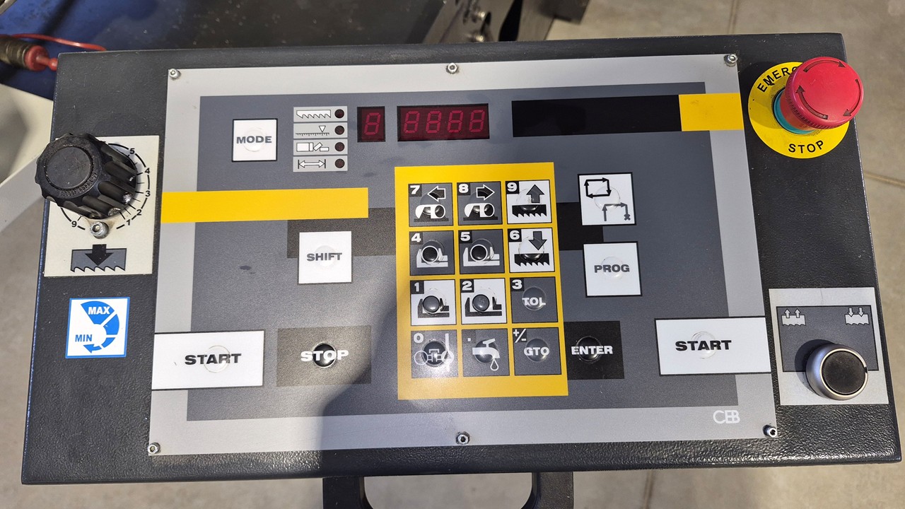 Pásová pila PEGAS 300x320 A-CNC-R