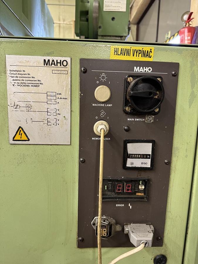 CNC milling machine MAHO MH 500 W4