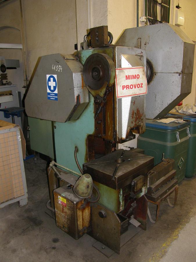 Used Šmeral Trnava LENP 25