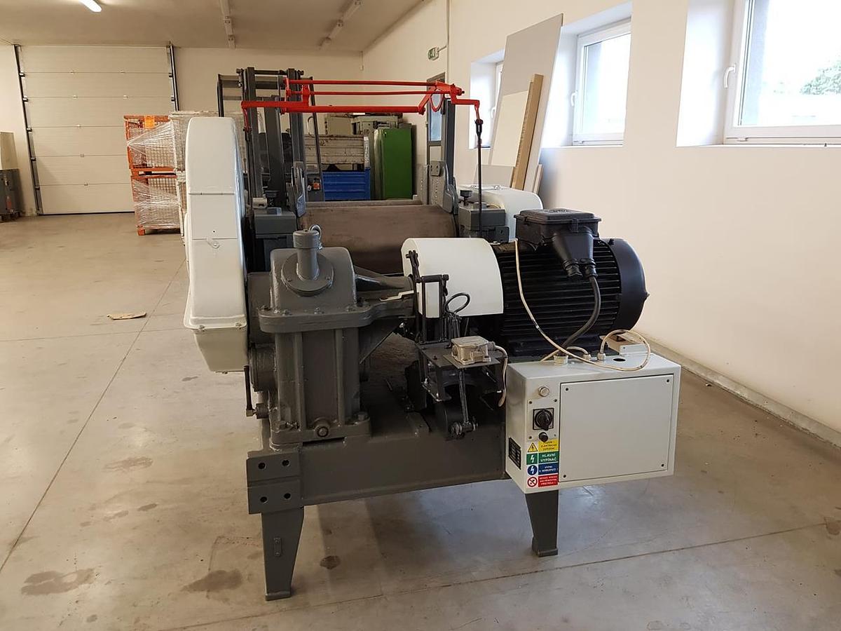 Použitý Kalandr 600x300
