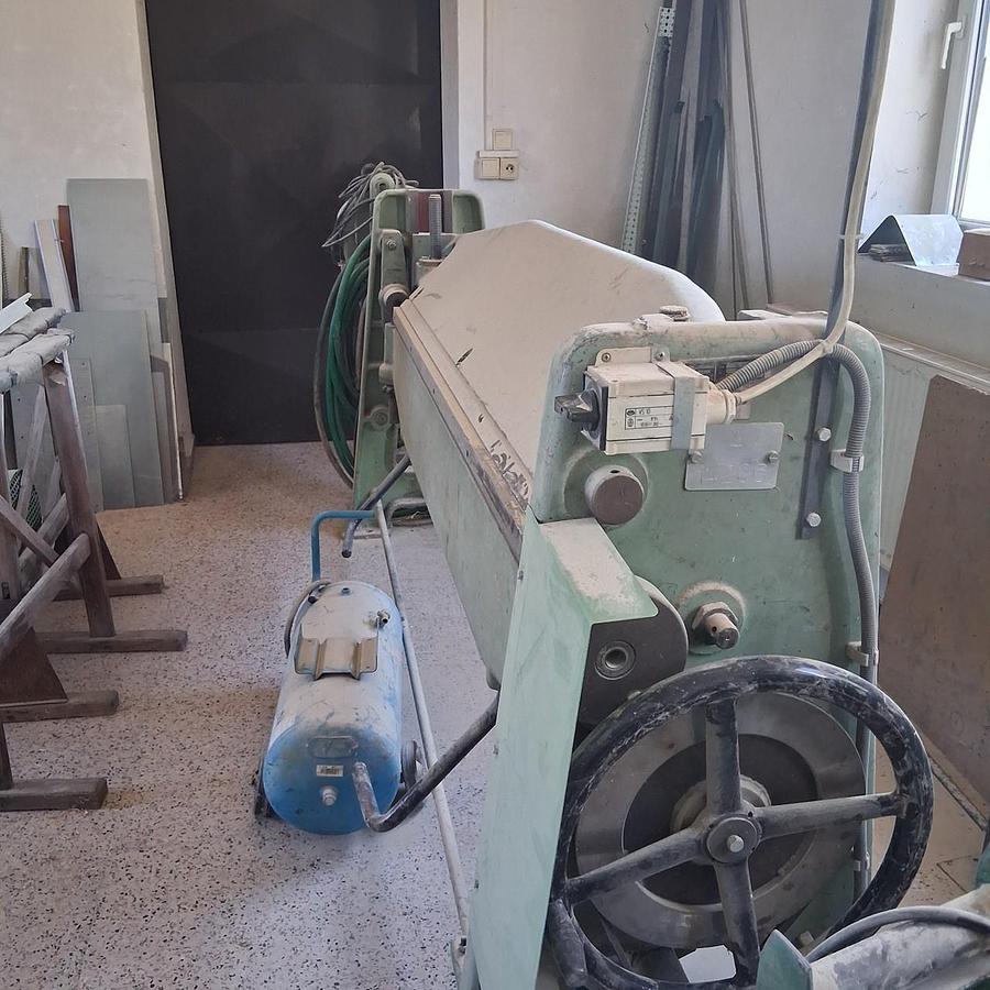Ohýbačka plechů PIESOK XK 2000/2A
