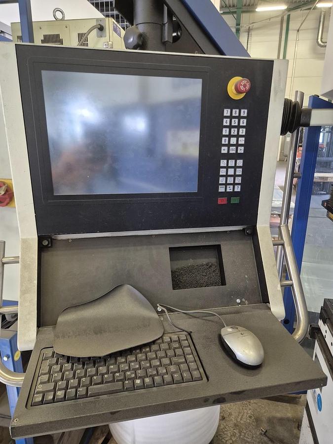Ohraňovací lis Trumpf TrumaBend V 850