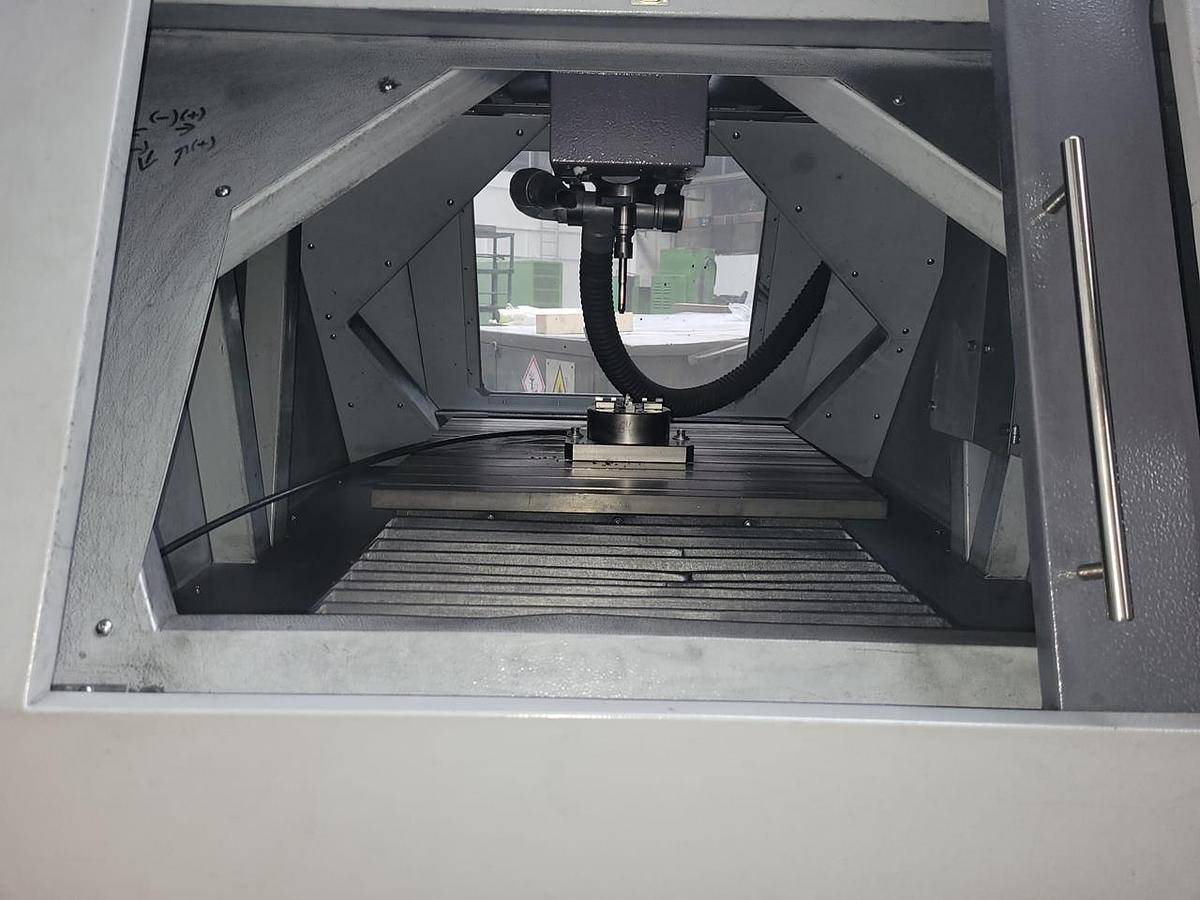 Použitý AZK HWT D-442 CNC