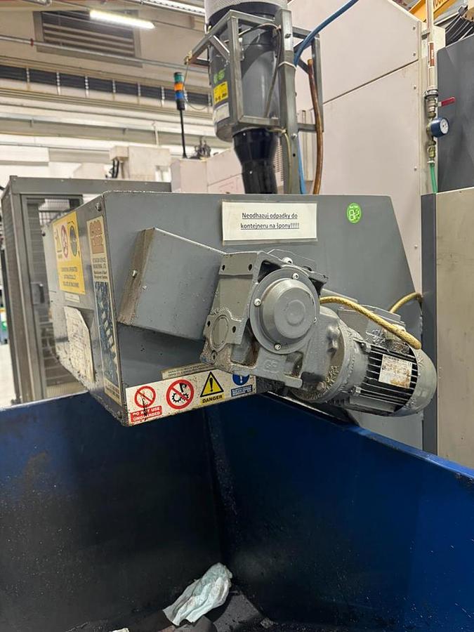 Used OKUMA MU 400 VA