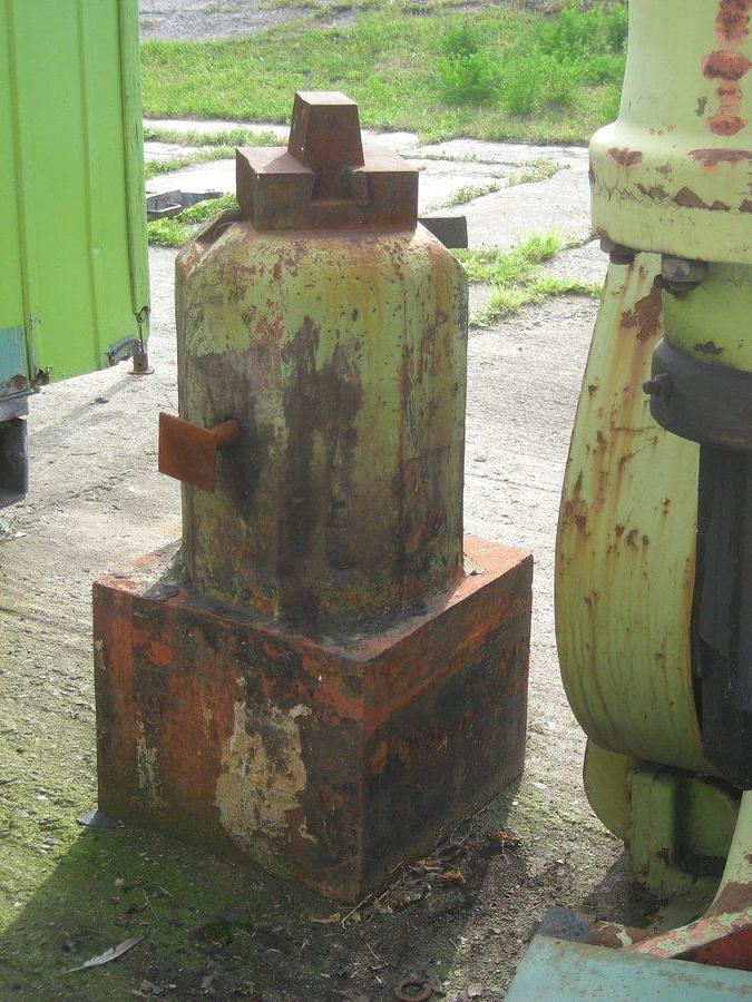 Gebraucht VSS Košice B 100