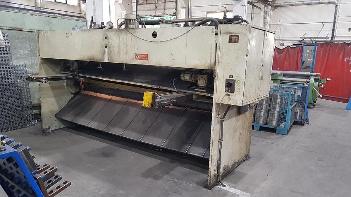 Použitý Strojárně Piesok CNTA 3150/6,3A