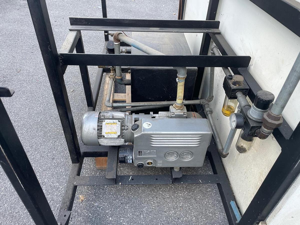 Použitý FORMECH Vakuový tvarovací automat