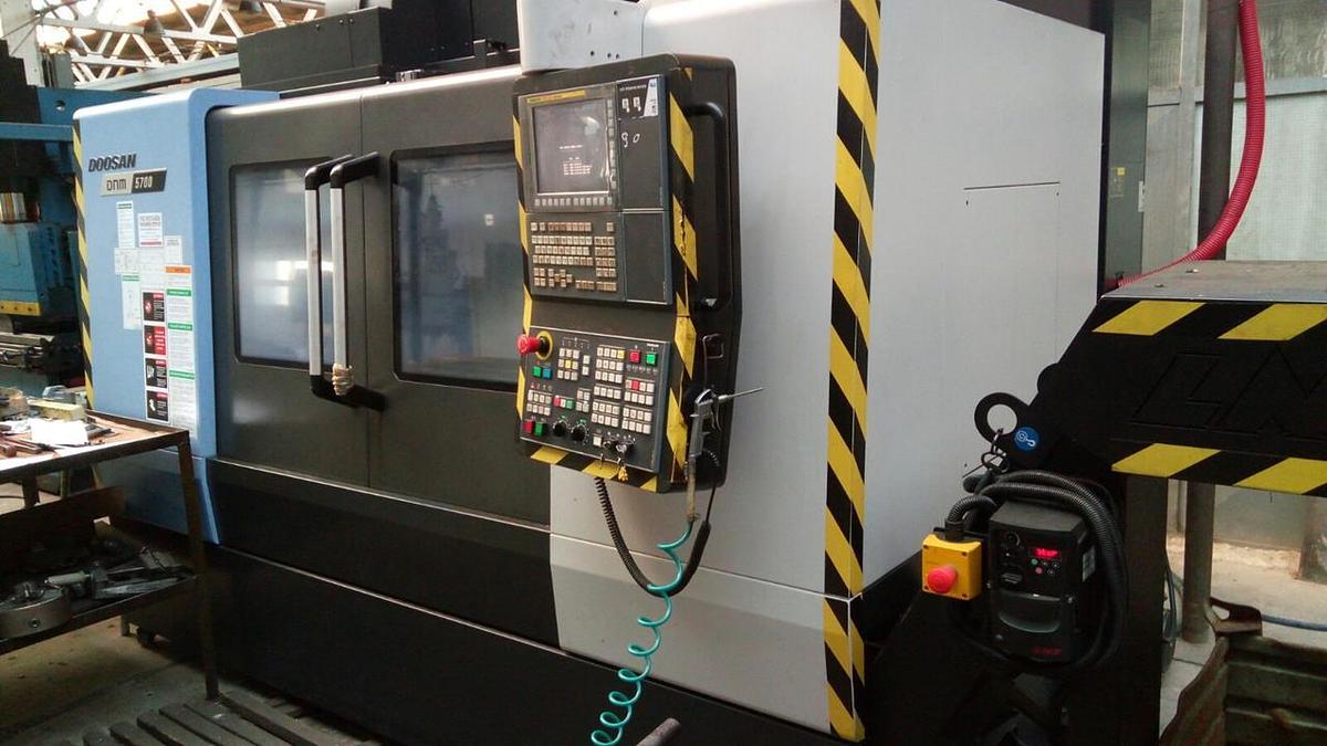 Used DOOSAN DNM 5700