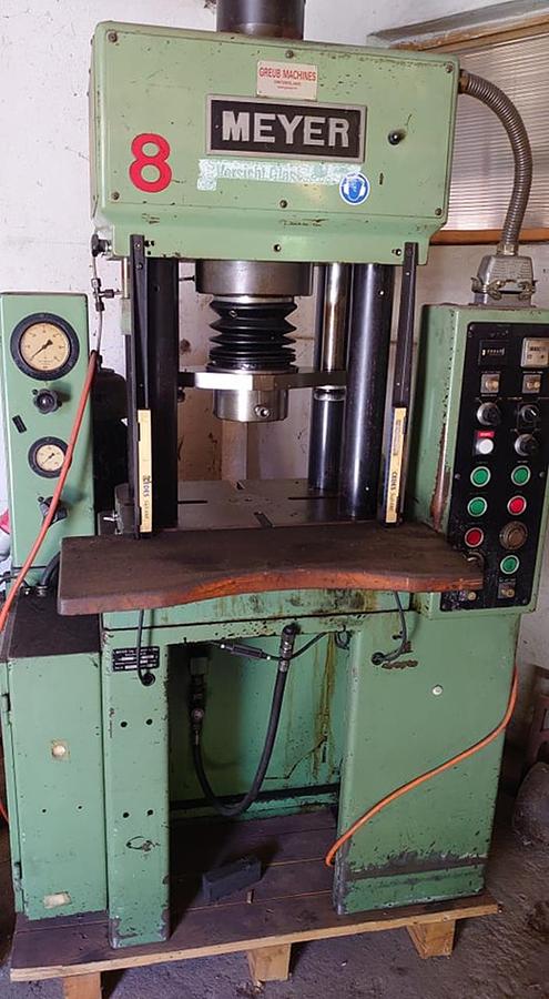 Used MEYER 30T