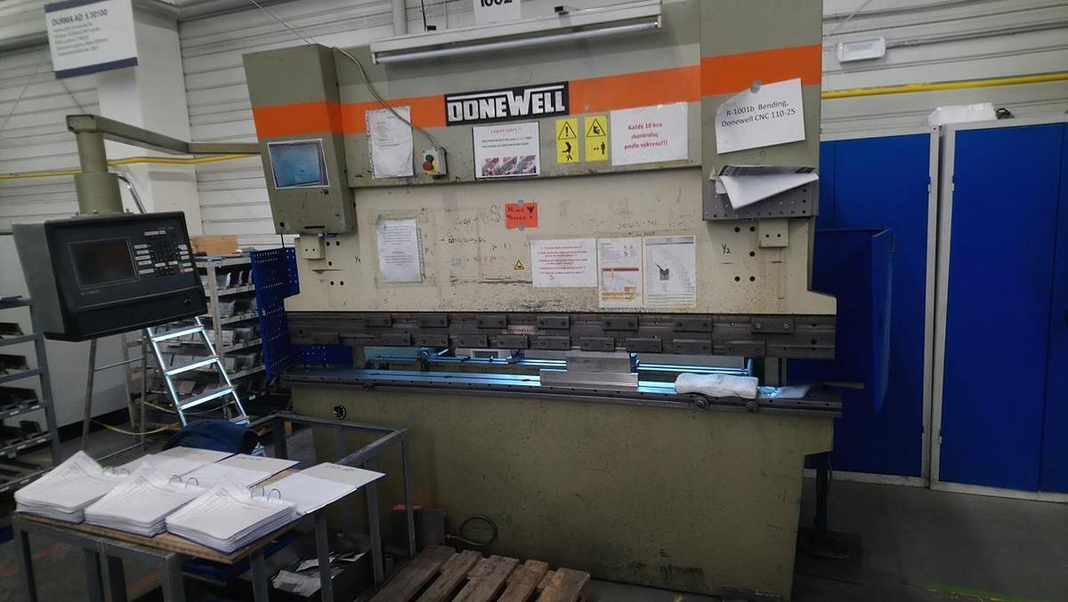 Použitý Donewell H 110-2500