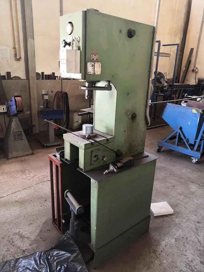 Gebraucht VVB Hydraulische Presse