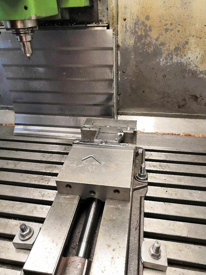 Gebraucht INTOS FNG 40 CNC