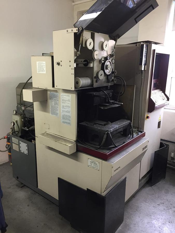 Used HITACHI 203 F2