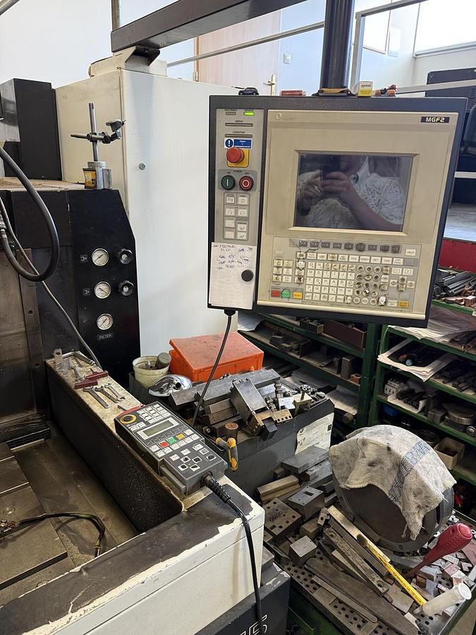 Used MAKINO EDNC 65