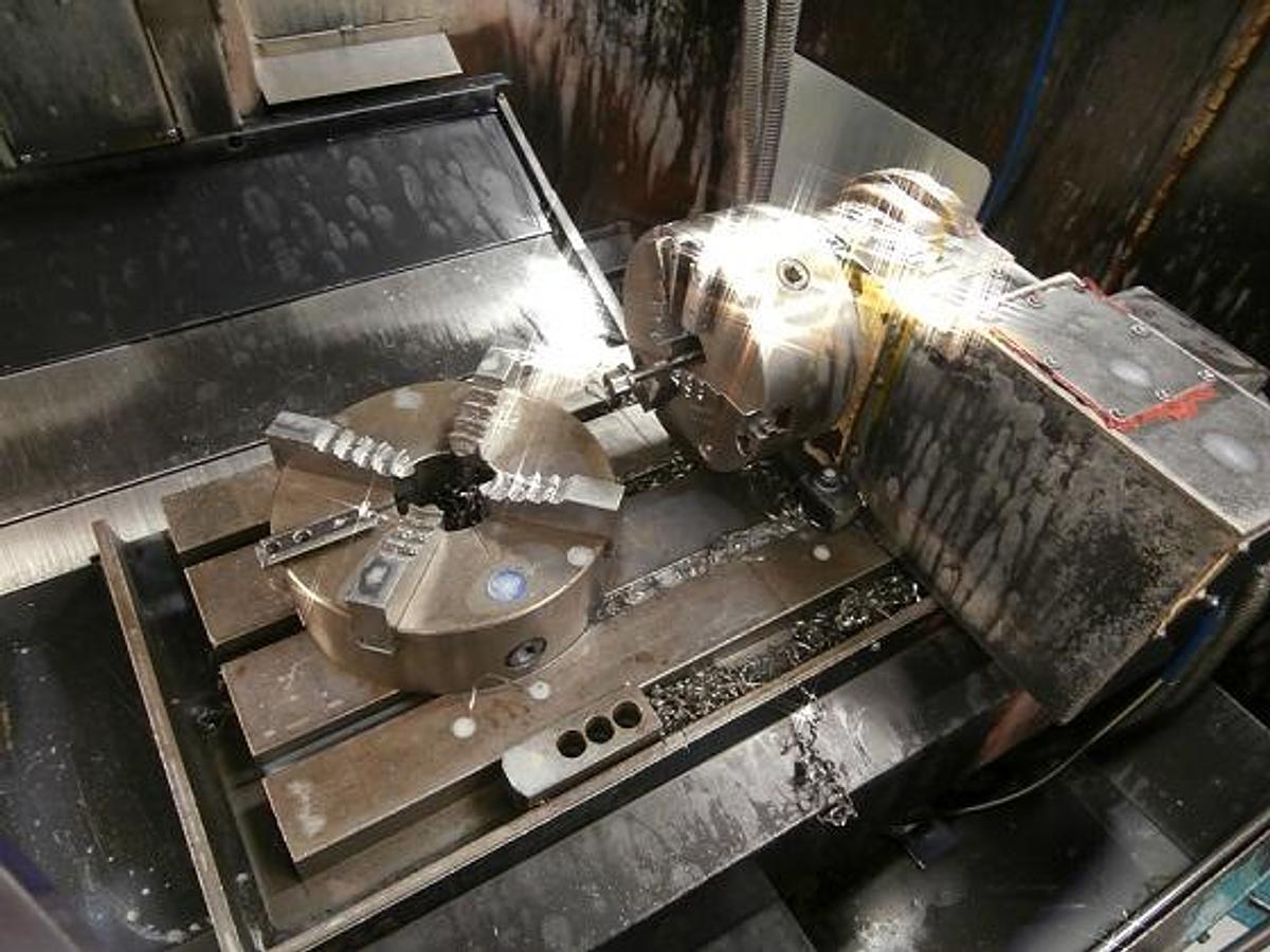 Použitý LEADWELL MCV-0