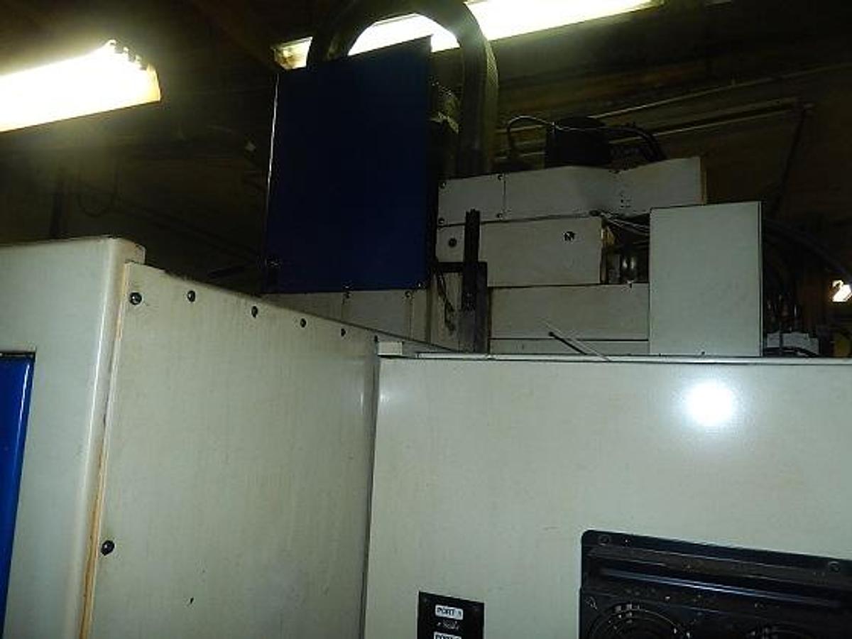Used HURCO BMC 25