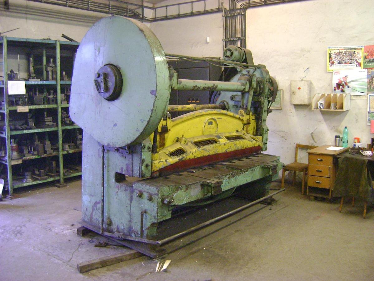 Gebraucht HRONOV NTH 200/6